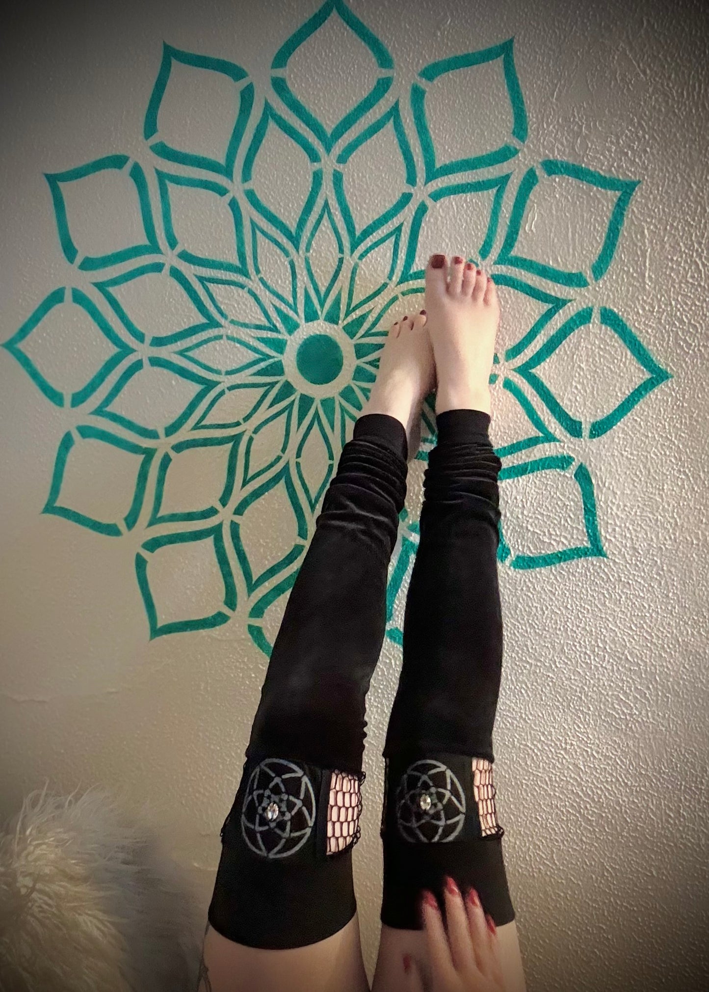 Bamboo Velour Fish Net Leg Warmers