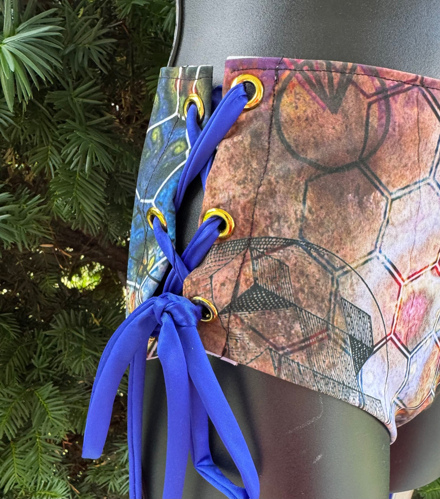 Criss Cross Isis Bottoms