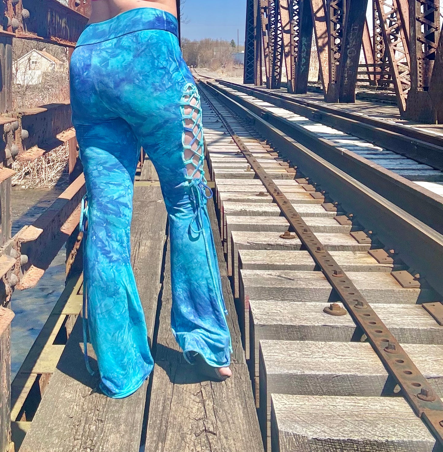 Criss Cross Flare organic pants